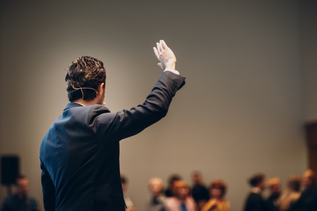 speaker stage business conference 183314 645