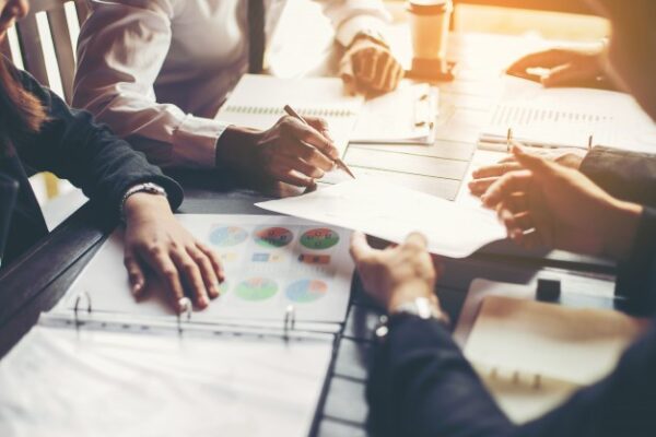 Ifac lança publicação com análises de desafios atuais e futuros