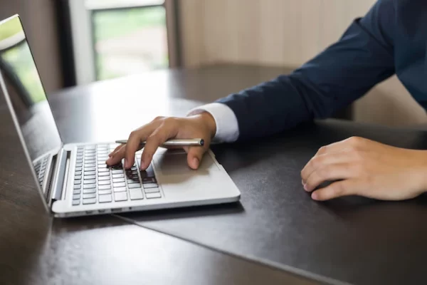 E-mail corporativo: veja 3 itens que devem ser evitados nessas comunicações e proteja sua carreira