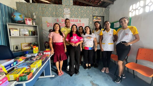 Comissão Voluntária realiza entrega de donativos arrecadados durante a campanha “Mochila Solidária”