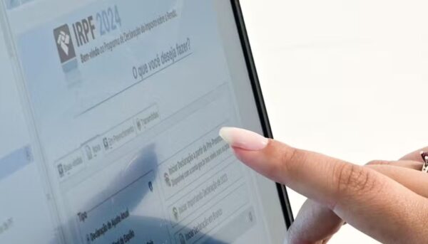 #IRPF2024: Entre as declarações entregues, 41,7% delas utilizaram a forma pré-preenchida