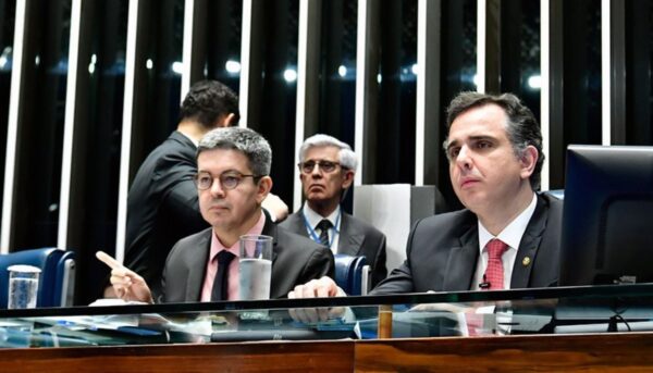 Senado aprova isenção do IR para até dois salários mínimos