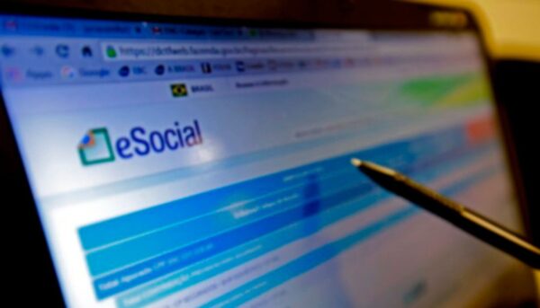 Estados e municípios não cumprem com eSocial e Receita Federal alerta para prejuízo aos trabalhadores