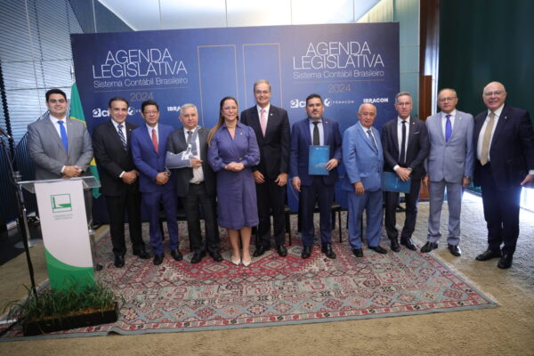 Parlamentares 1536x1024 1