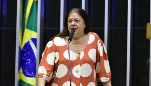 Comissão aprova condições de permanência no Simples Nacional para empresas com débitos tributários