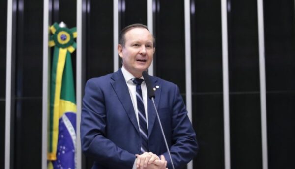 Comissão aprova projeto que prevê benefício tributário para empresas inclusivas