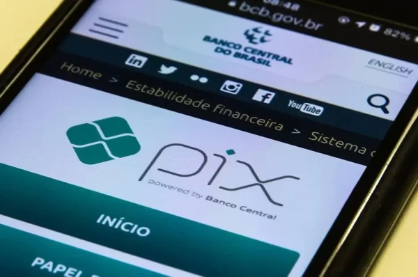 MEI deve ficar atento às novas regras da Receita Federal quanto valores transferidos via Pix