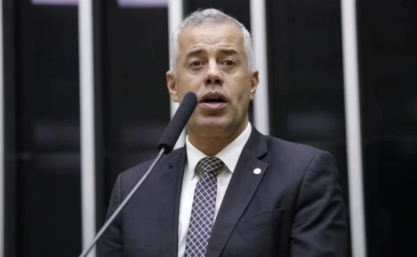 Projeto desobriga instituições filantrópicas de prestar informações sobre incentivos fiscais recebidos