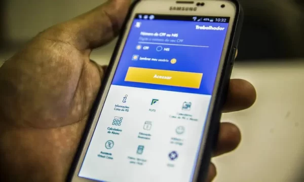 Governo notifica 900 mil empresas para regularizar pendências do FGTS