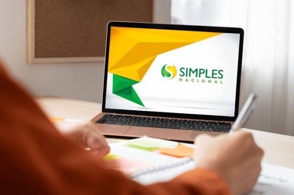 Empresas do Simples Nacional com débitos pendentes devem regularizar sua situação, alerta SEMFAZ São Luís